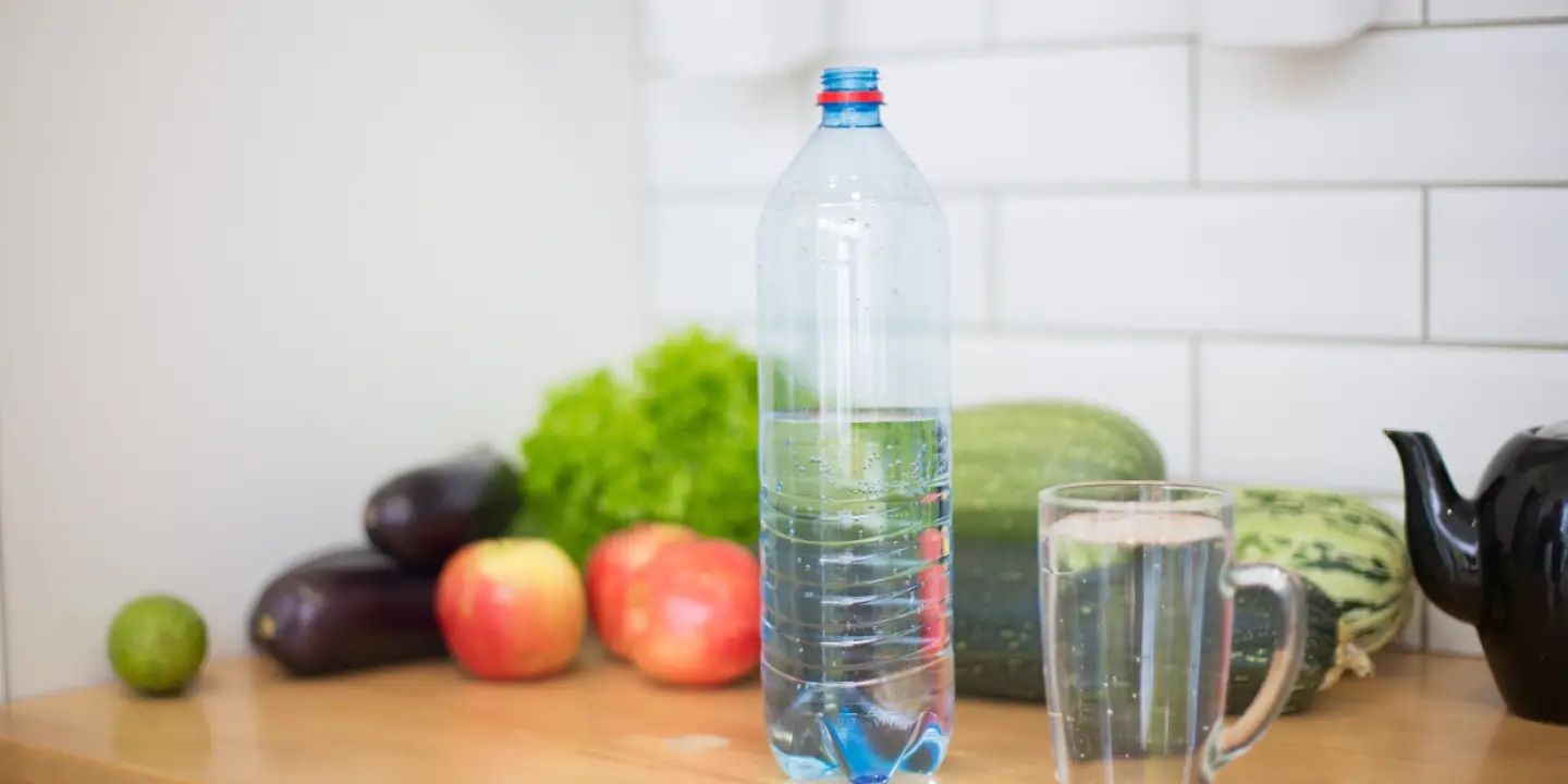 Jedini način da istinski dubinski očistite svoju bocu vode