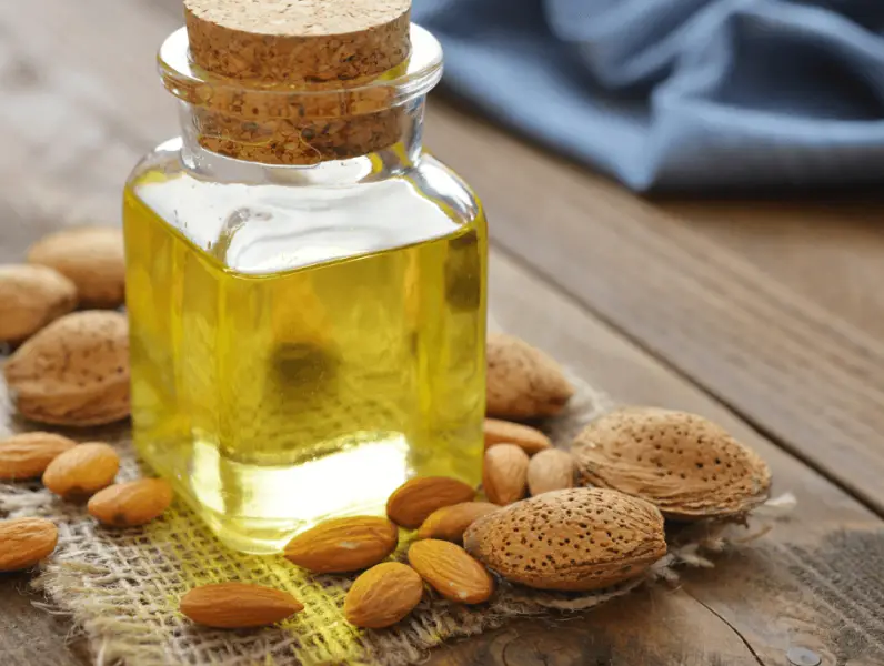 5 glavnh razloga zašto uvrstiti bademovo ulje u prehranu
