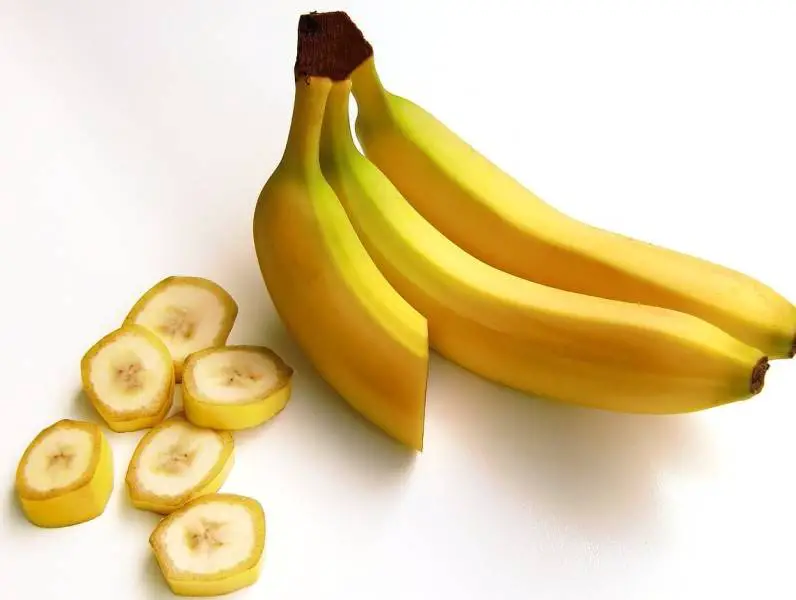 6 dobrih razloga da danas pojedete bananu